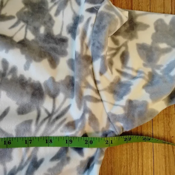 Simply Vera Vera Wang NWT Floral Tie‑Dye Nightgown — With Pockets Sz Small - Picture 7 of 8